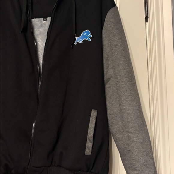 Lions faux fur lined zip up - Picture 4 of 6